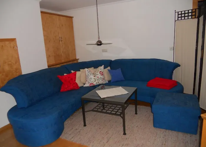 Apartman Haus Handle Grins